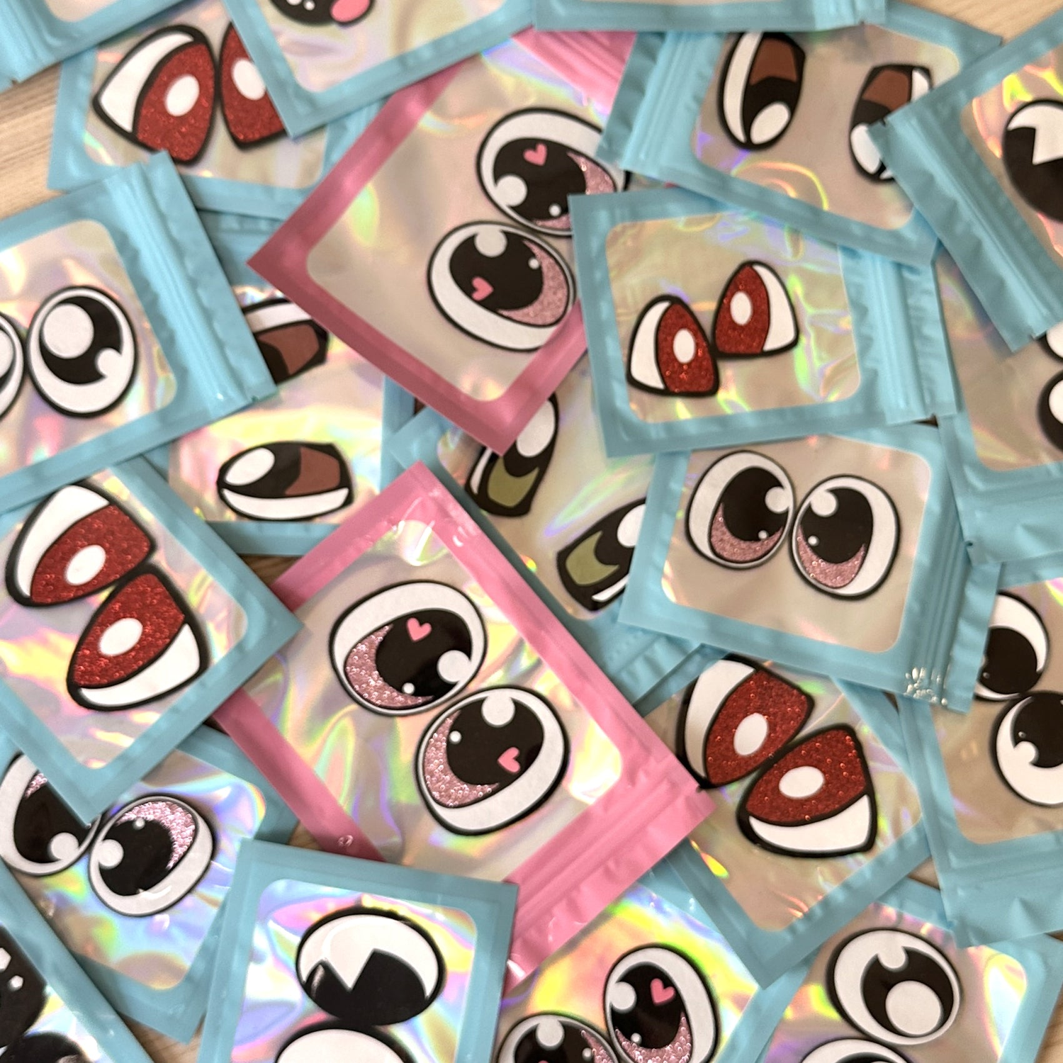 FELT EYES