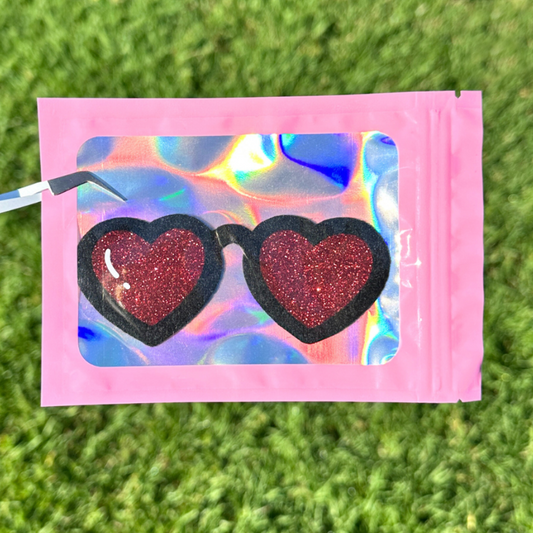 GLITTER HEART GLASSES